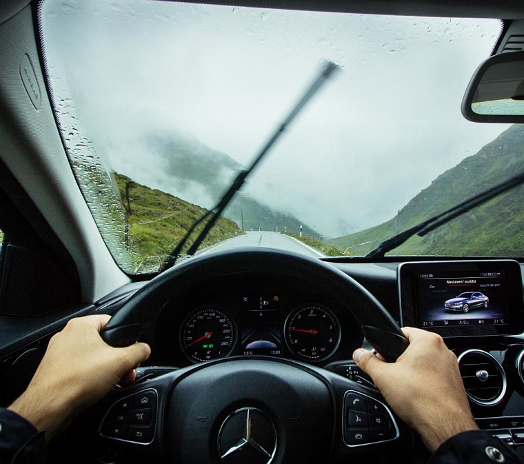 Что делать, если машина дергается при разгоне на высокой скорости